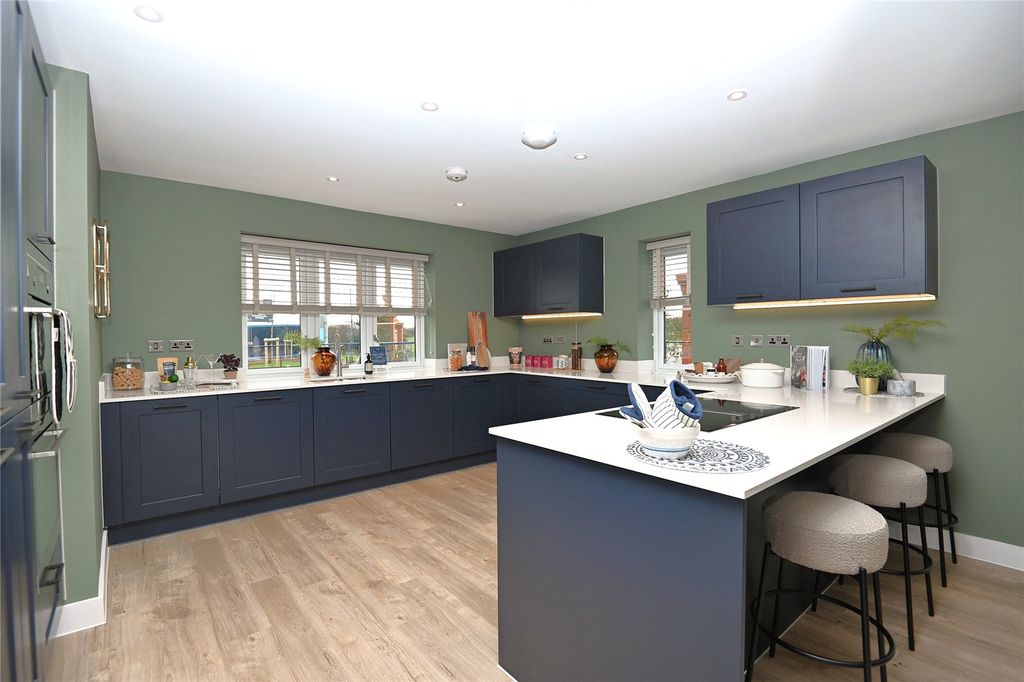 Property photo 3 of 14 Picture No. 06