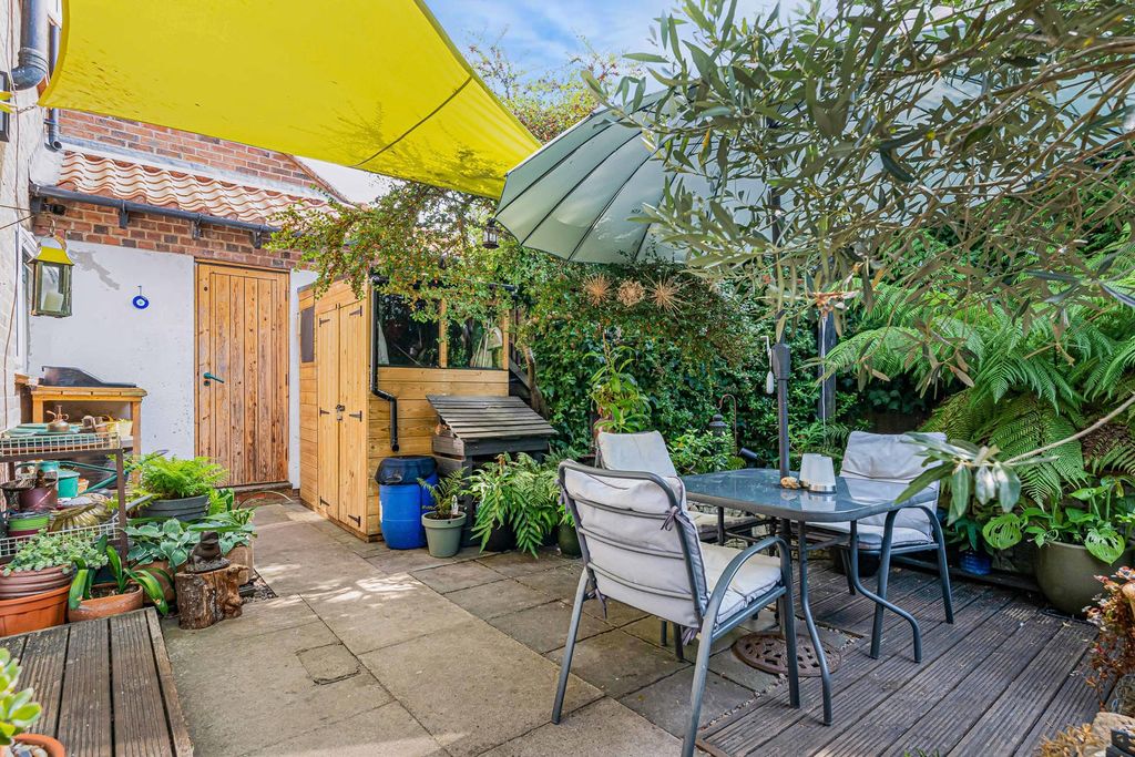 Property photo 3 of 15 Patio 2
