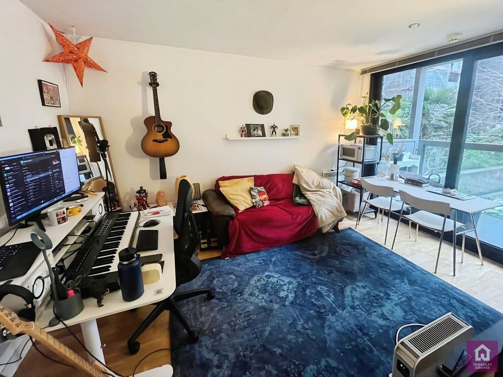 Property photo 3 of 9 Picture No. 16