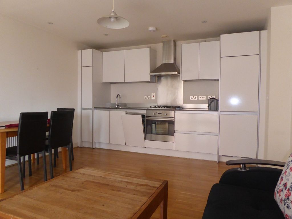 Property photo 3 of 9 5230393