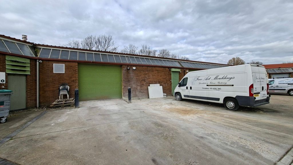 Property photo 2 of 7 Photo 2