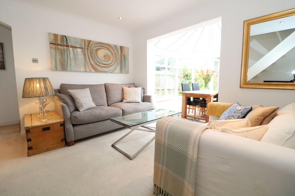 Property photo 1 of 11 Img_6862