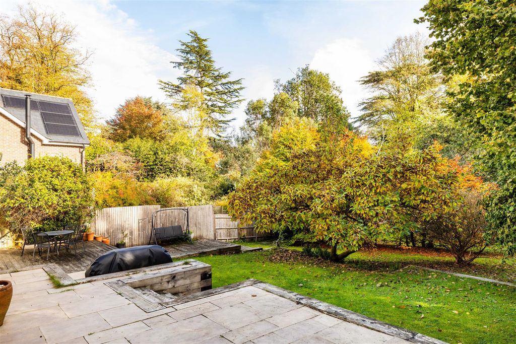 Additional image 23 of 5 bed detached house for saleHuntersfield Close, Reigate RH2