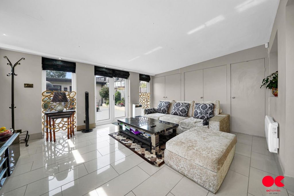 Property photo 3 of 35 Dsc07205.Jpg