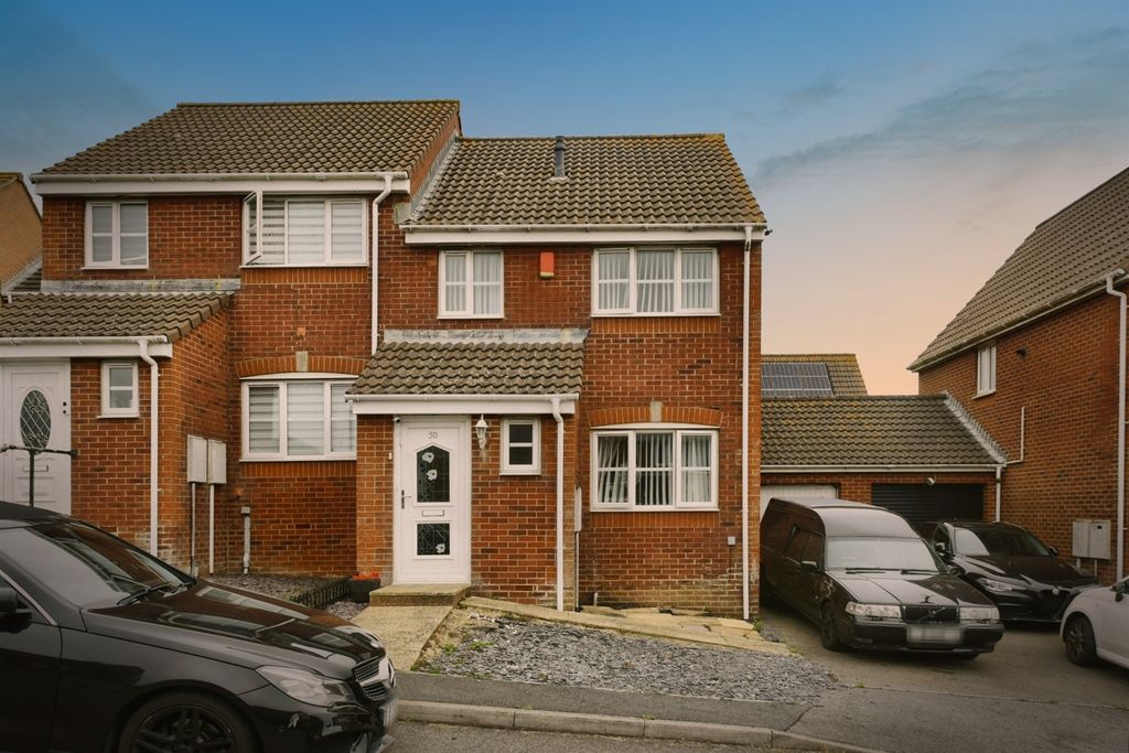 Property photo 1 of 18