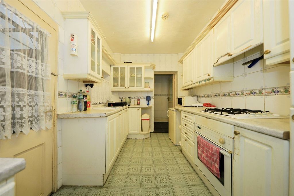 Property photo 3 of 17 Photography