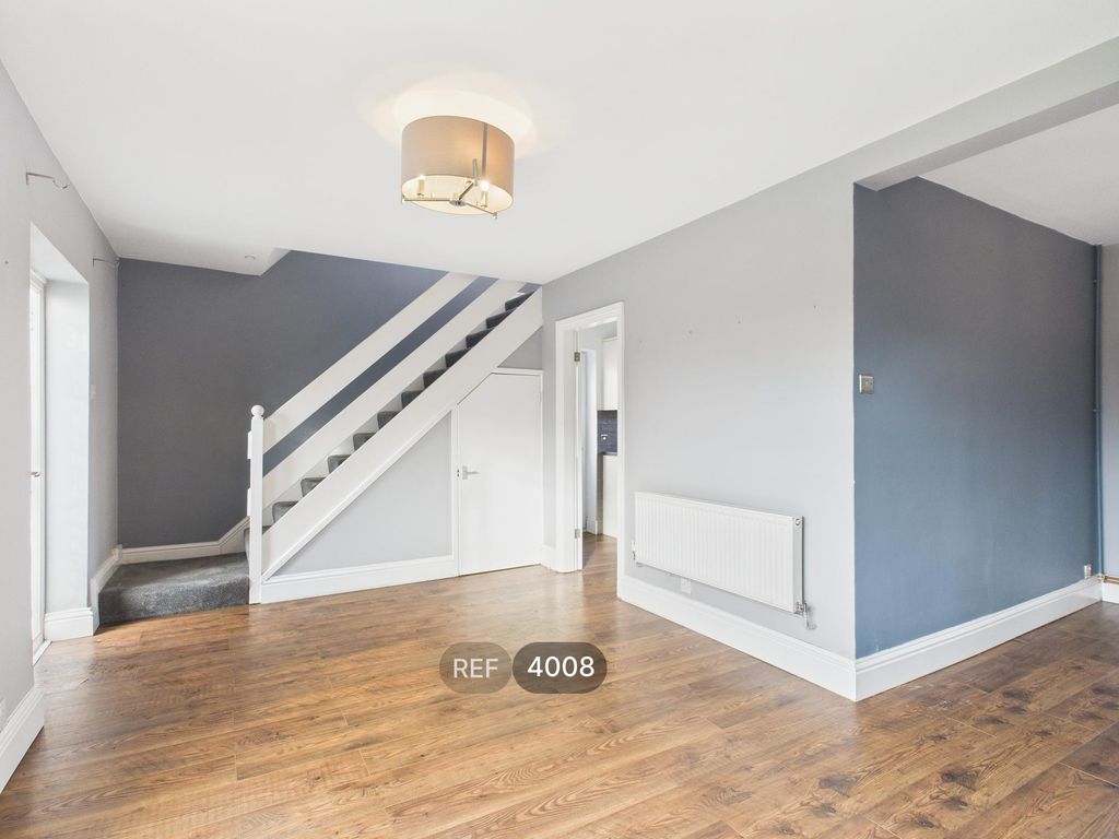 Property photo 3 of 25 Living Room