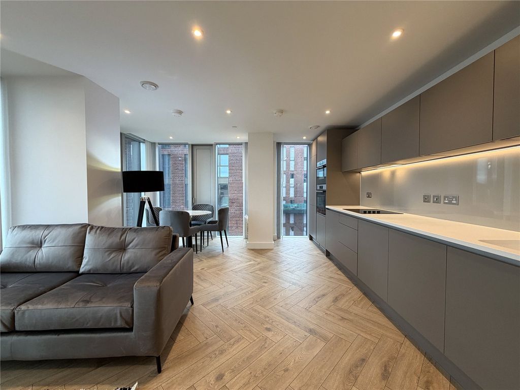 Property photo 3 of 31 Picture No. 05