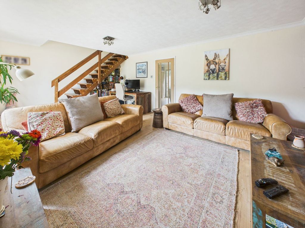 Property photo 2 of 23