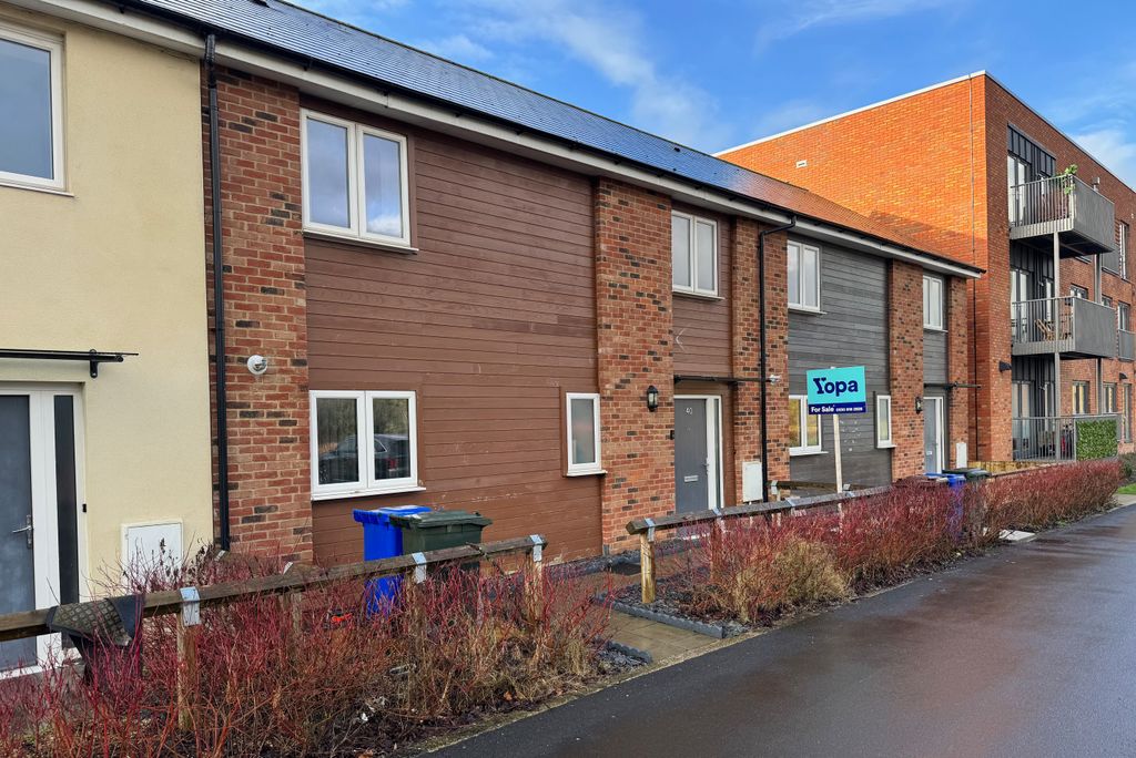 Property photo 1 of 22 Front Main