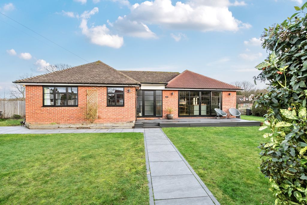 Property photo 1 of 16