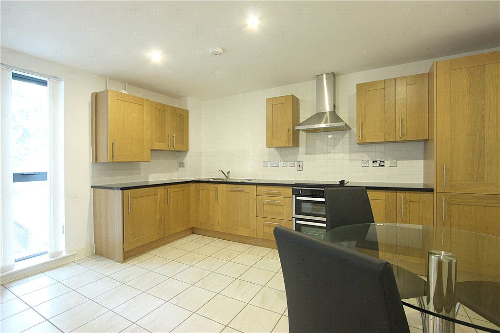 Property photo 2 of 14 Kitchen