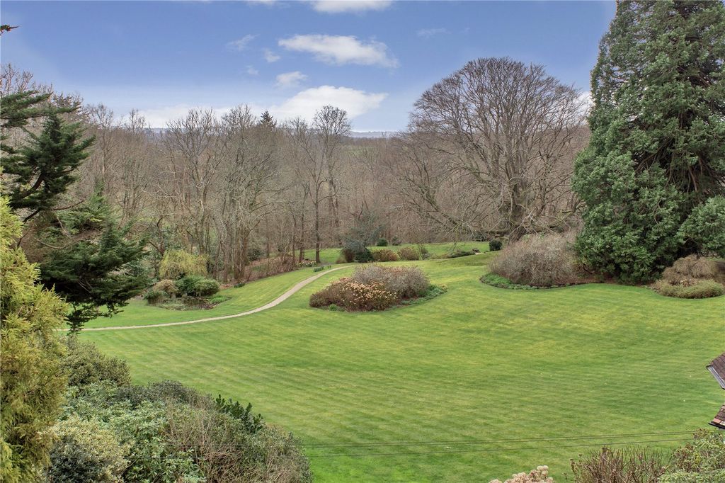 Property photo 2 of 16 Picture 2