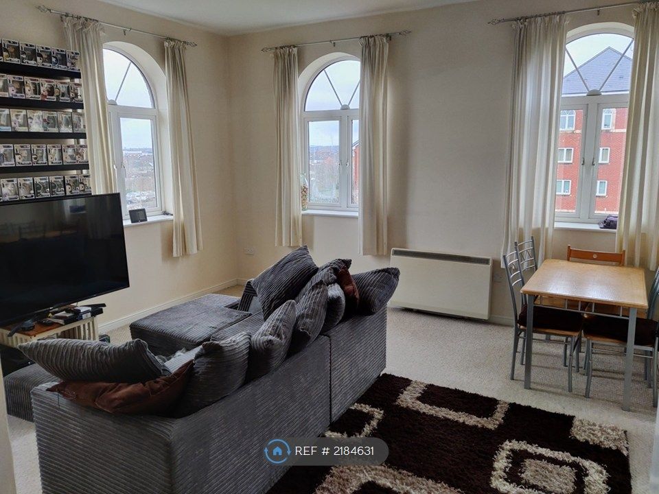 Property photo 3 of 9 Lounge