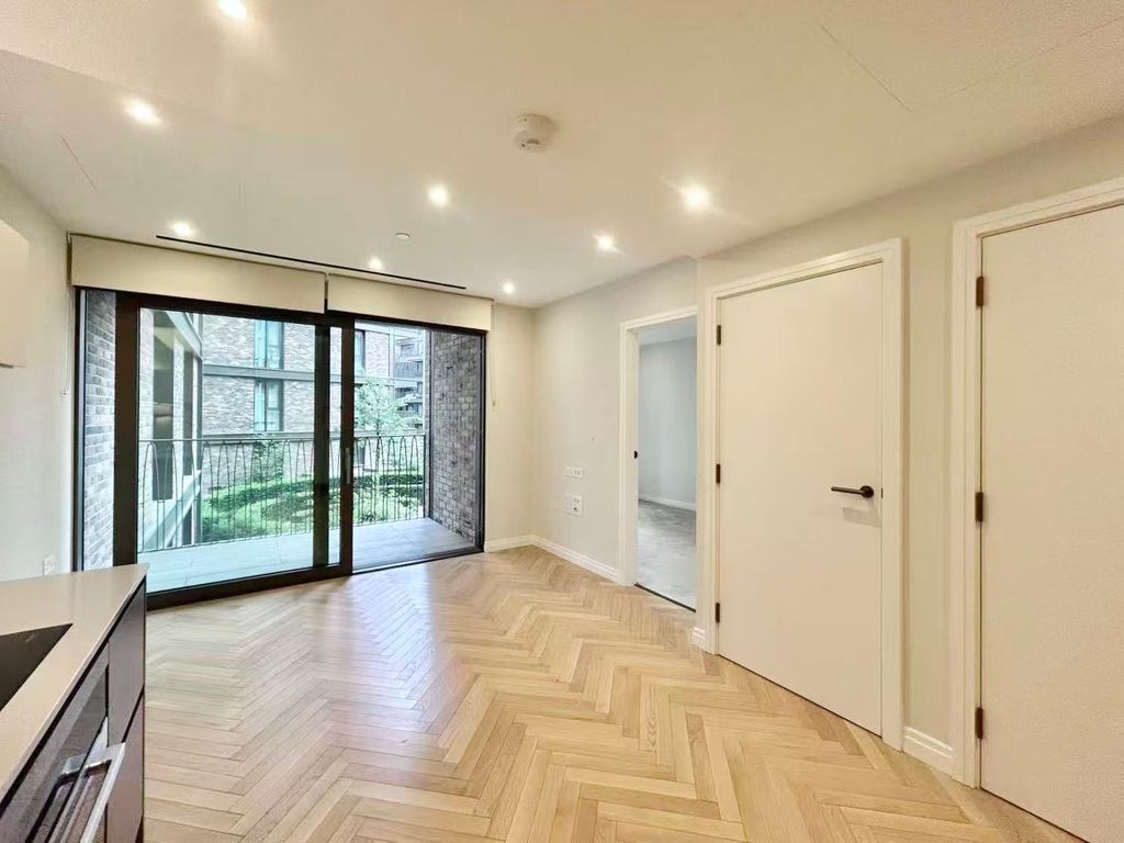 Property photo 2 of 30