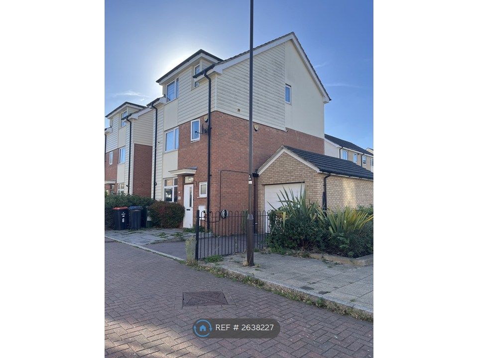 Property photo 2 of 21