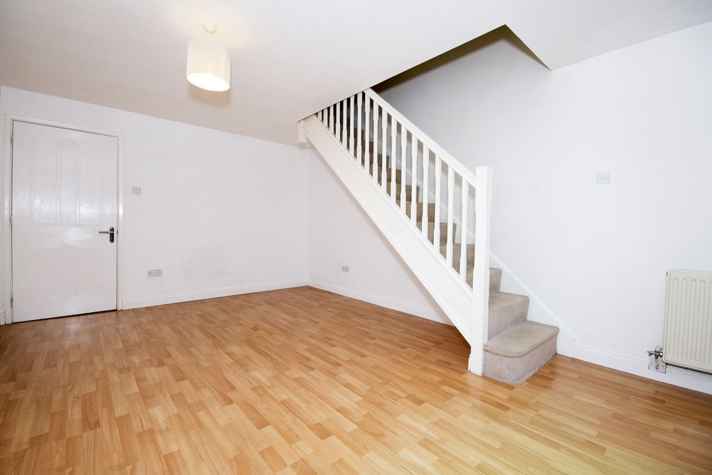 Property photo 3 of 8 Image (105)