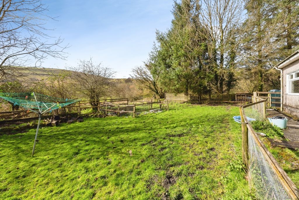 Property photo 2 of 20 Pbox-Img.Jpg