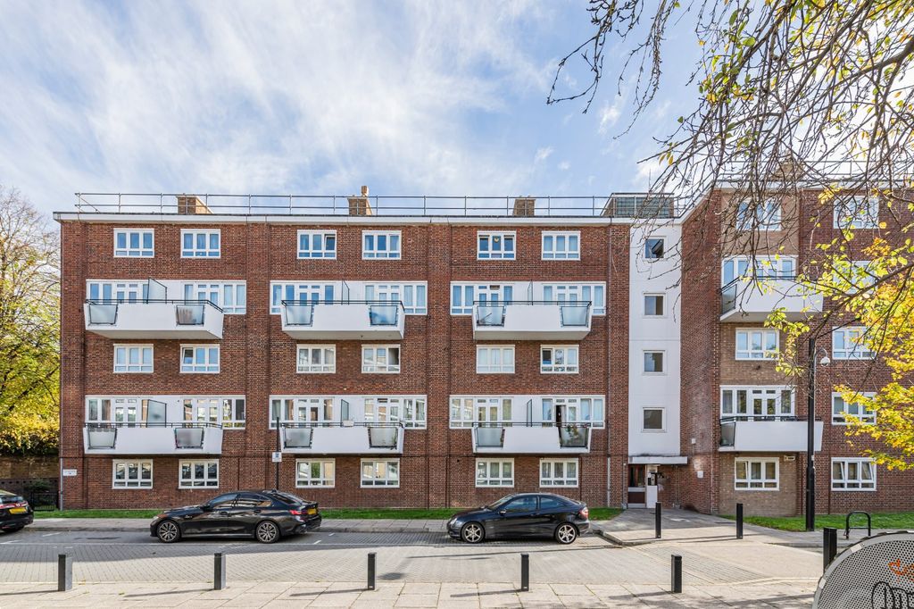 Property photo 2 of 9 Exterior