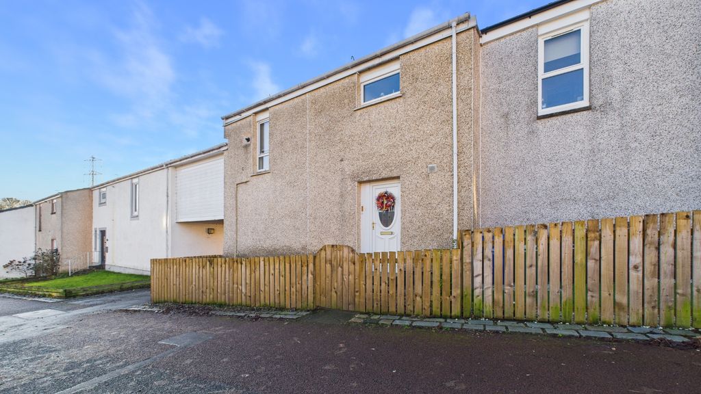 Property photo 1 of 15 Photo 18