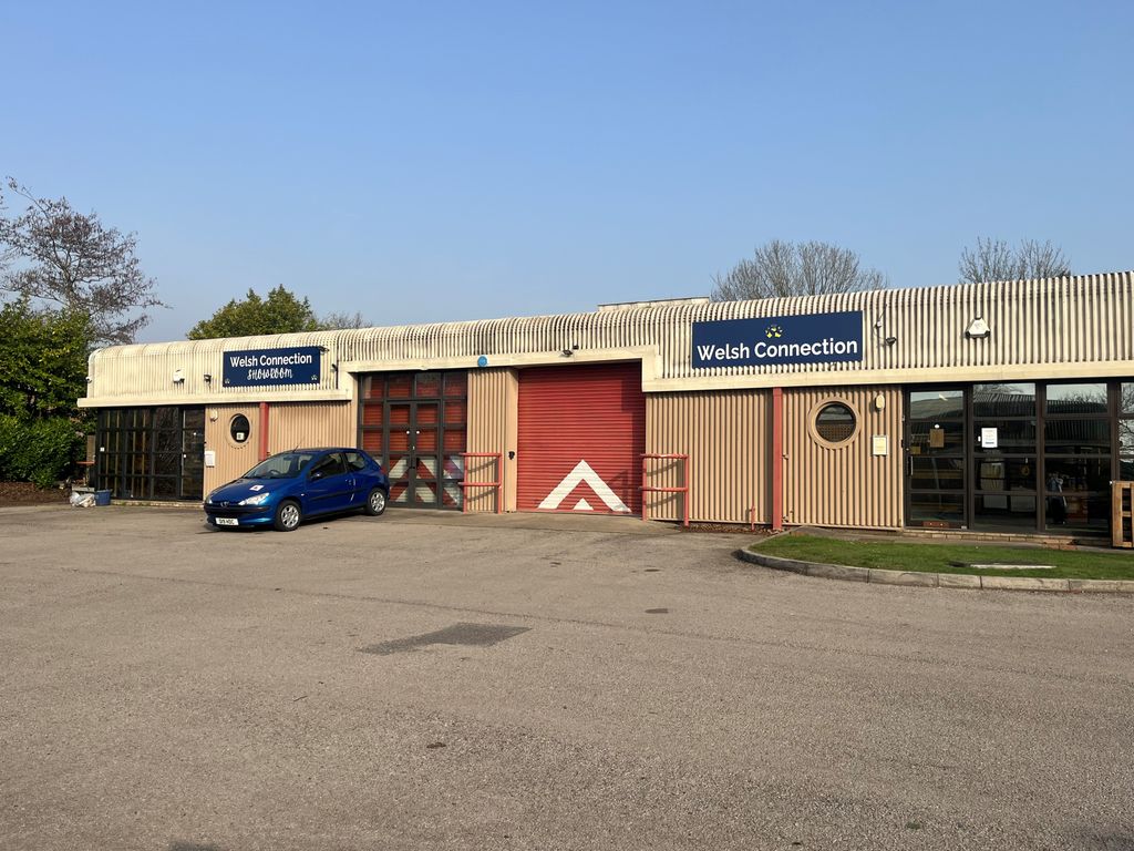 Property photo 2 of 10 Exterior