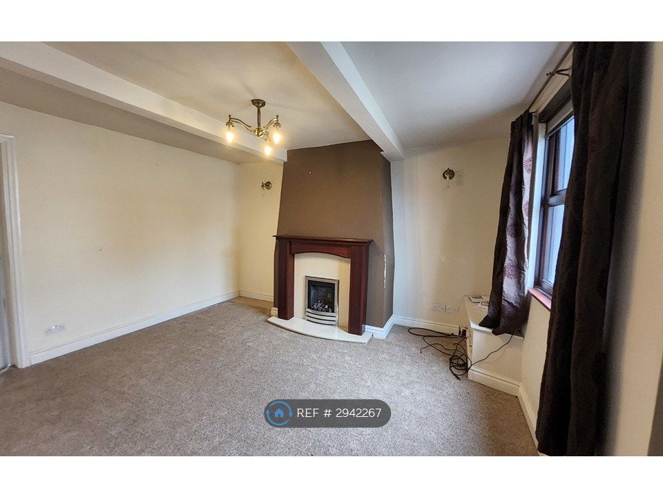 Property photo 3 of 21