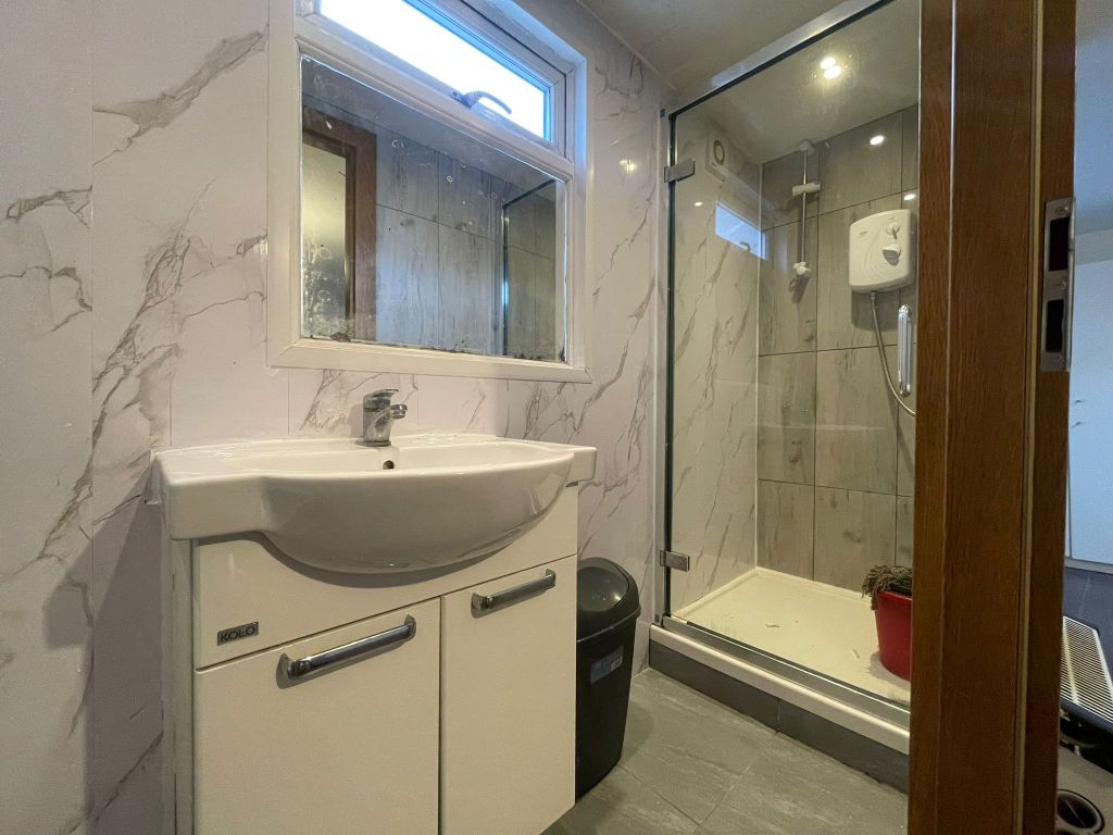 Property photo 3 of 3