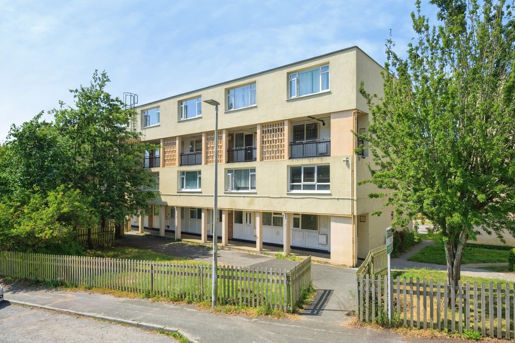 Property photo 1 of 11 Pbox-Img.Jpg