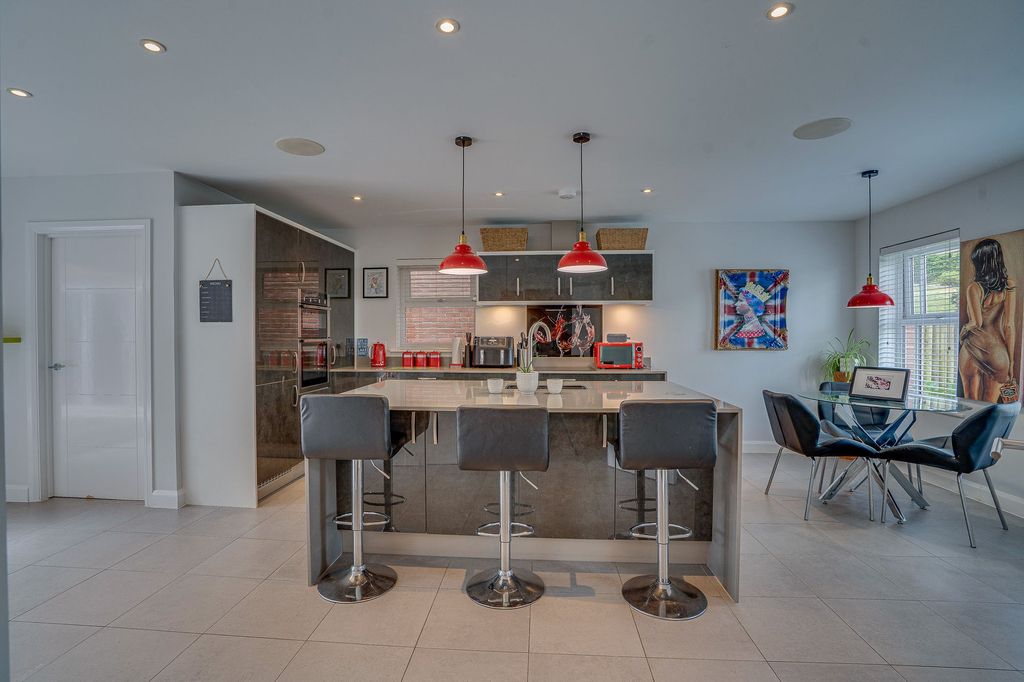 Additional image 13 of 5 bed detached house for saleTelegraph Heights, West End SO30