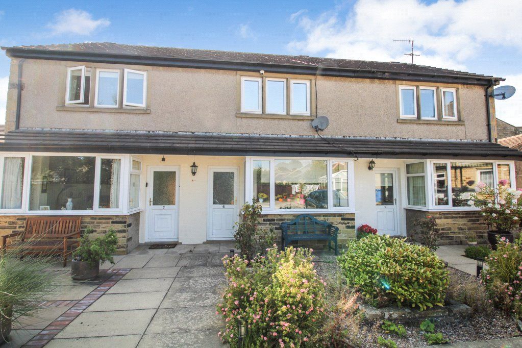 Property photo 1 of 12 External