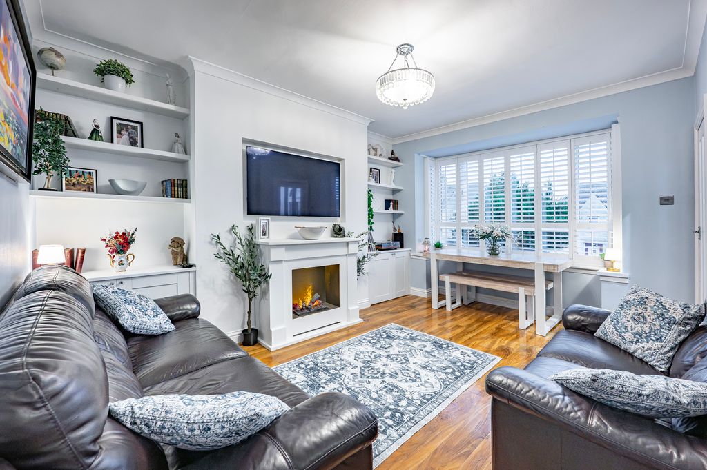 Property photo 2 of 29