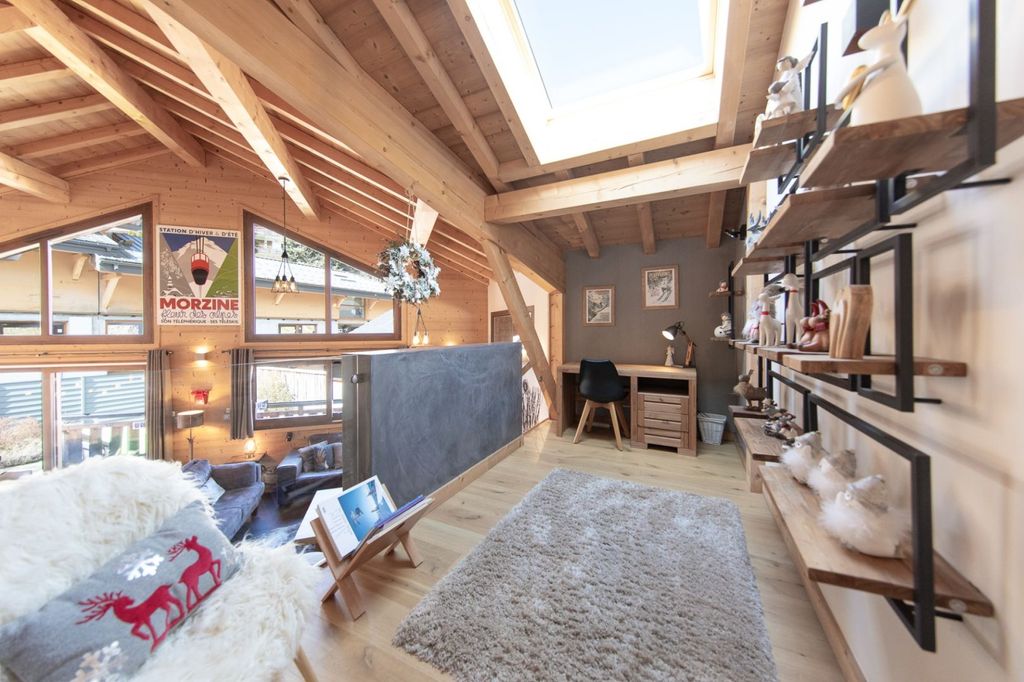 Property photo 3 of 12 Morzine Chalet For S