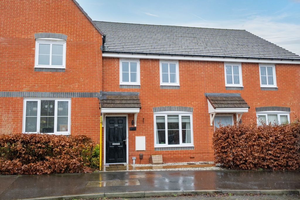 Property photo 1 of 21