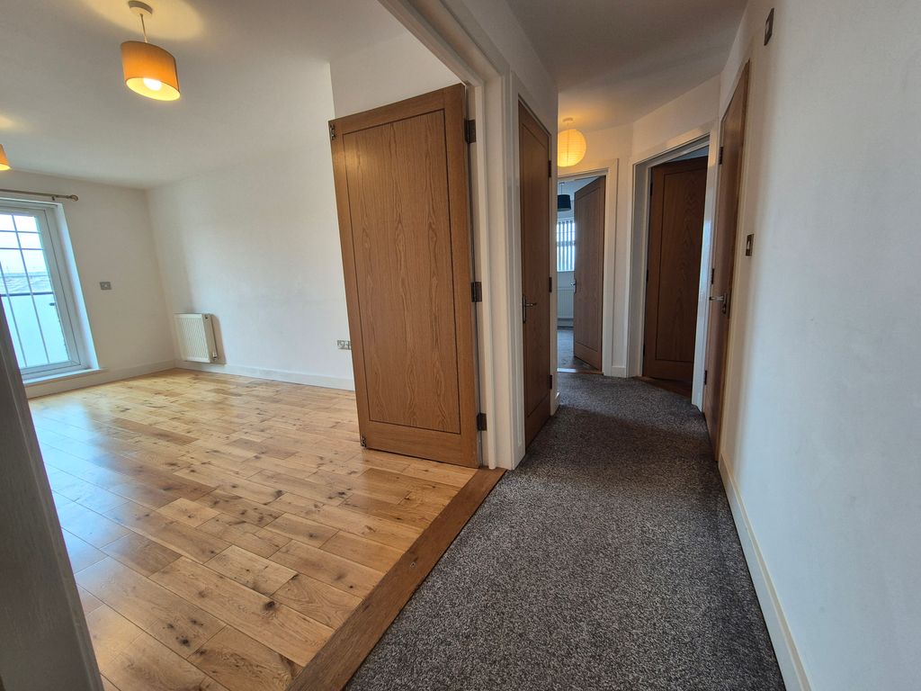 Additional image 7 of 2 bed flat for saleSwan Street, Petersfield GU32