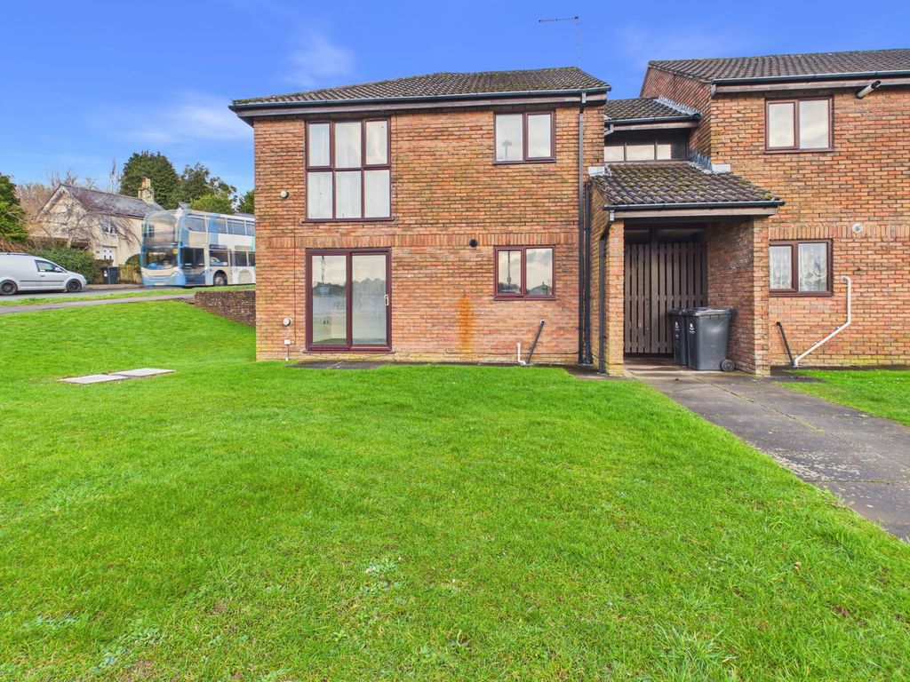 Property photo 1 of 6