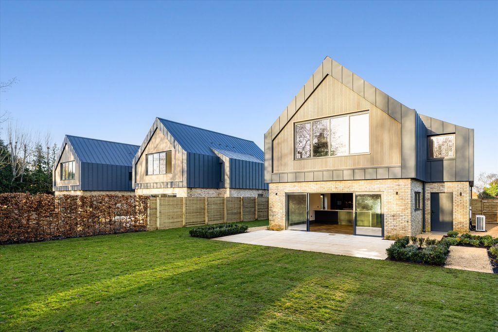 Property photo 1 of 29 Image