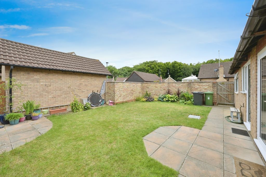 Property photo 3 of 16