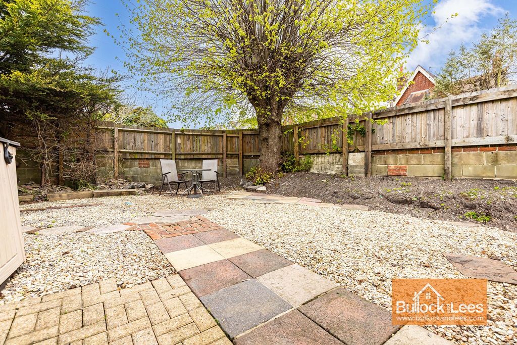 Property photo 2 of 15