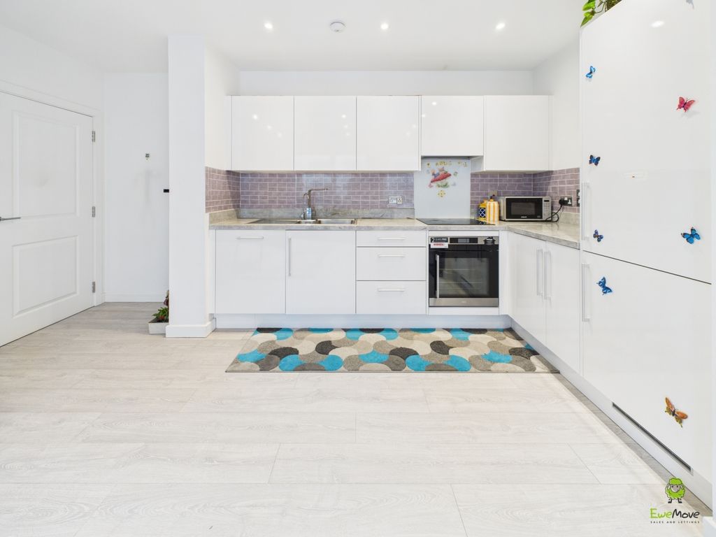 Property photo 1 of 8 Presented By Clinton At Ewemove Bexleyheath And D