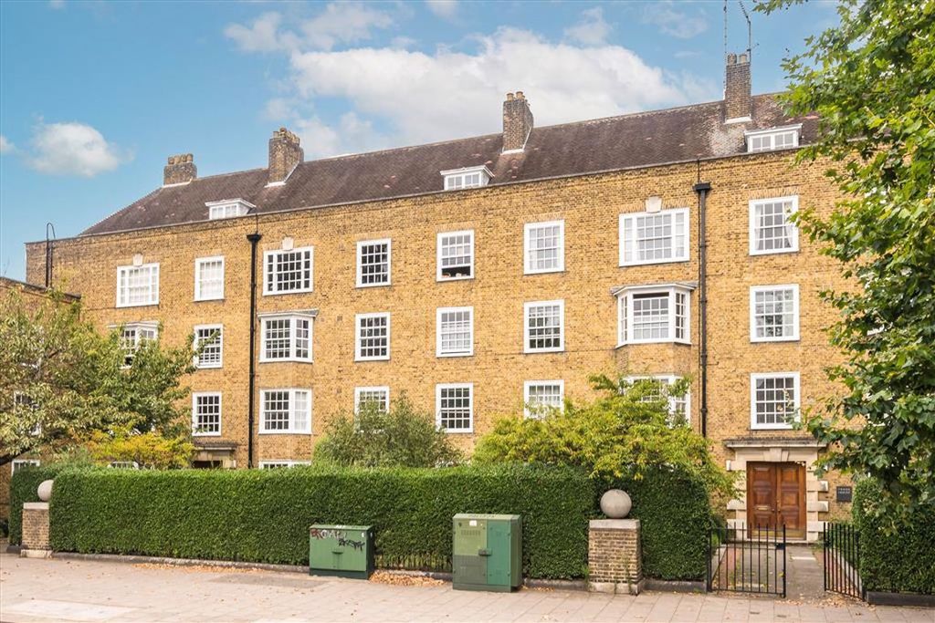 Property photo 2 of 12