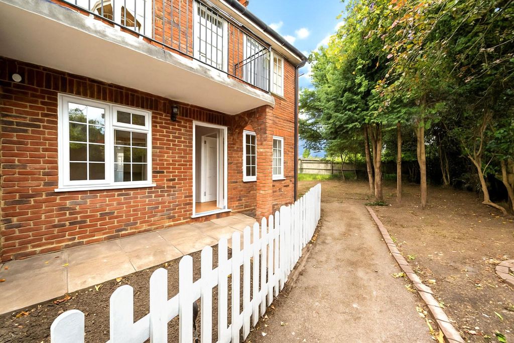 Property photo 1 of 10 Picture No. 19