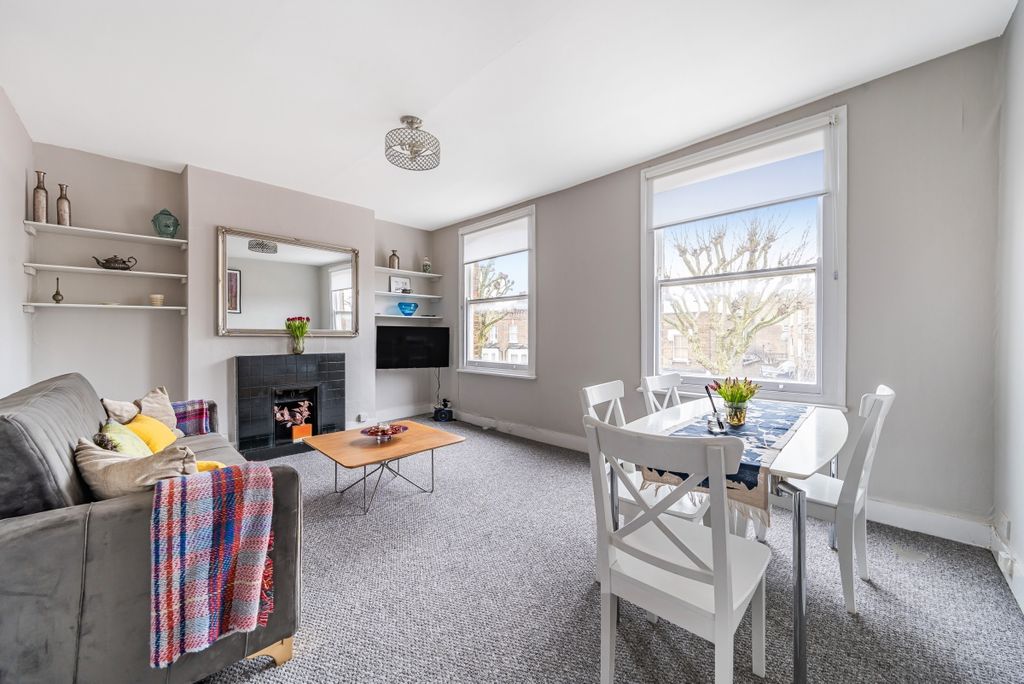 Property photo 2 of 7 1084802 (2)
