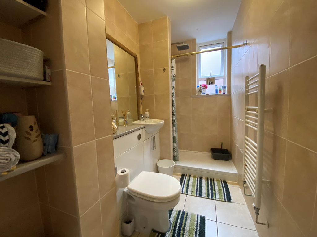 Property photo 2 of 7 Image