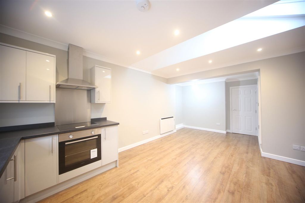 Property photo 3 of 6 Img_4063.Jpg