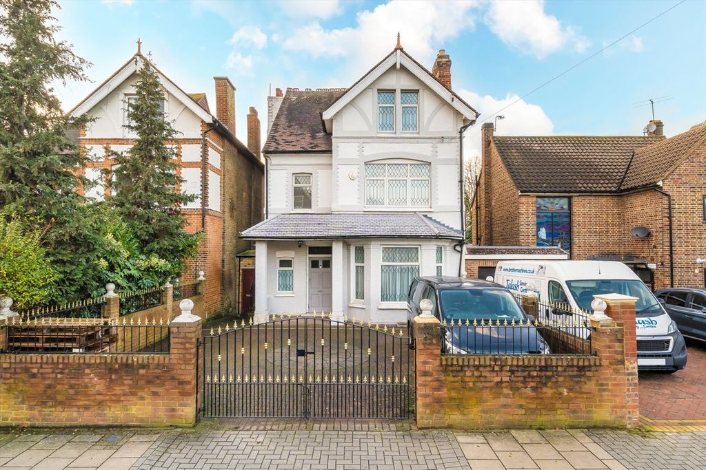 Property photo 1 of 13