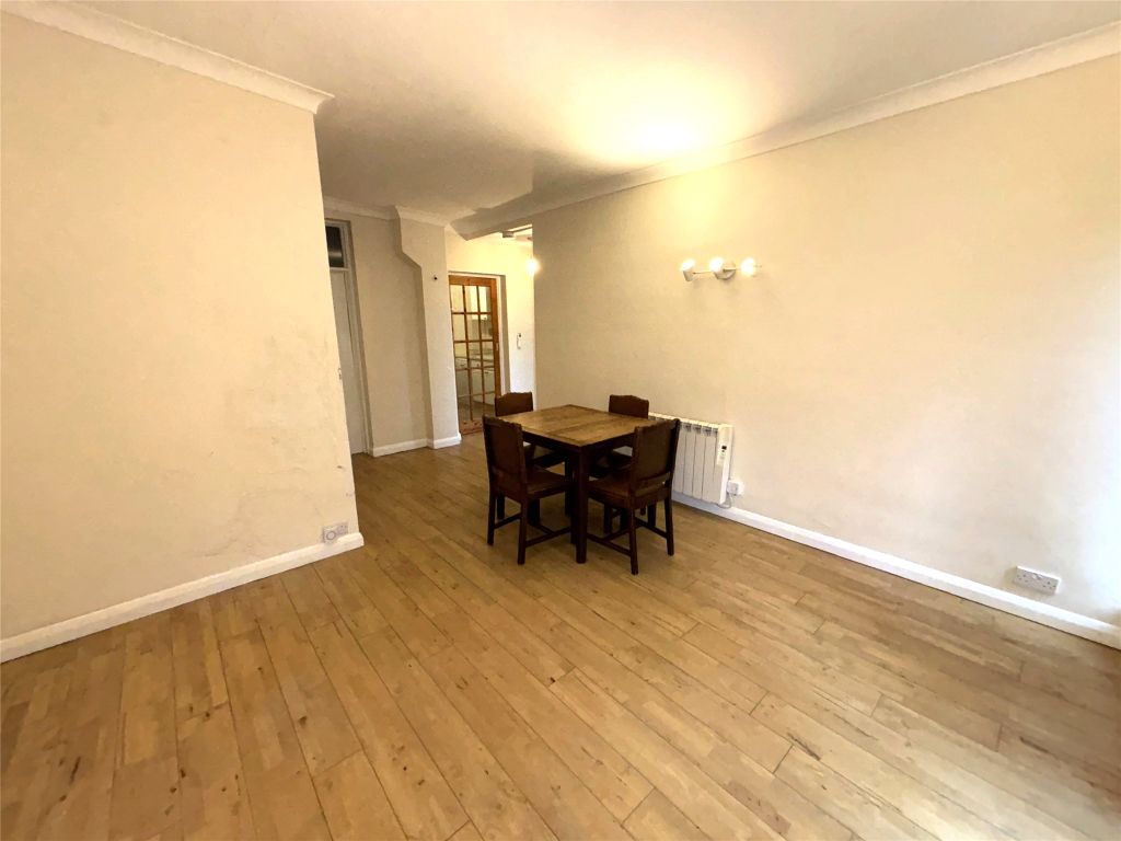 Property photo 2 of 11 Picture No. 04