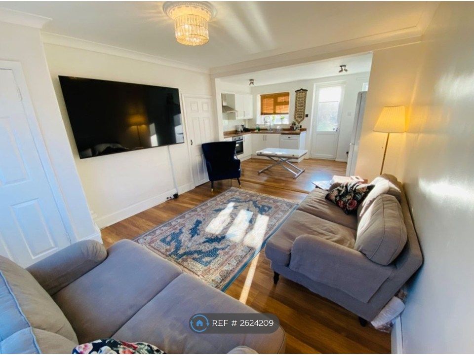 Property photo 3 of 15 Living Room