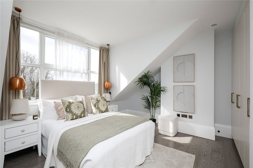 Property photo 3 of 13 Picture No. 15