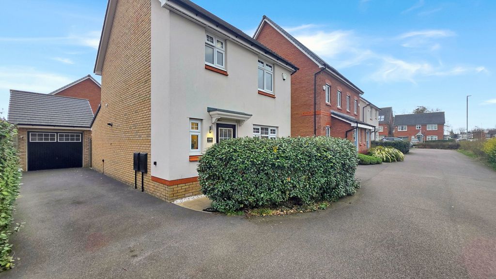 Property photo 2 of 24