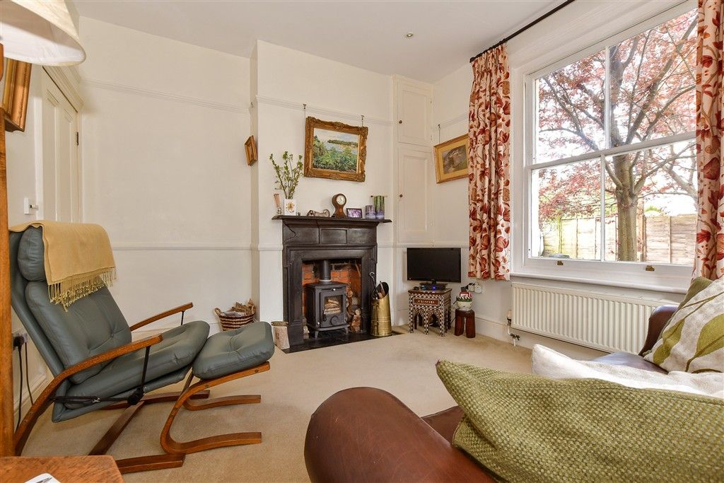 Property photo 2 of 22 Sitting Room